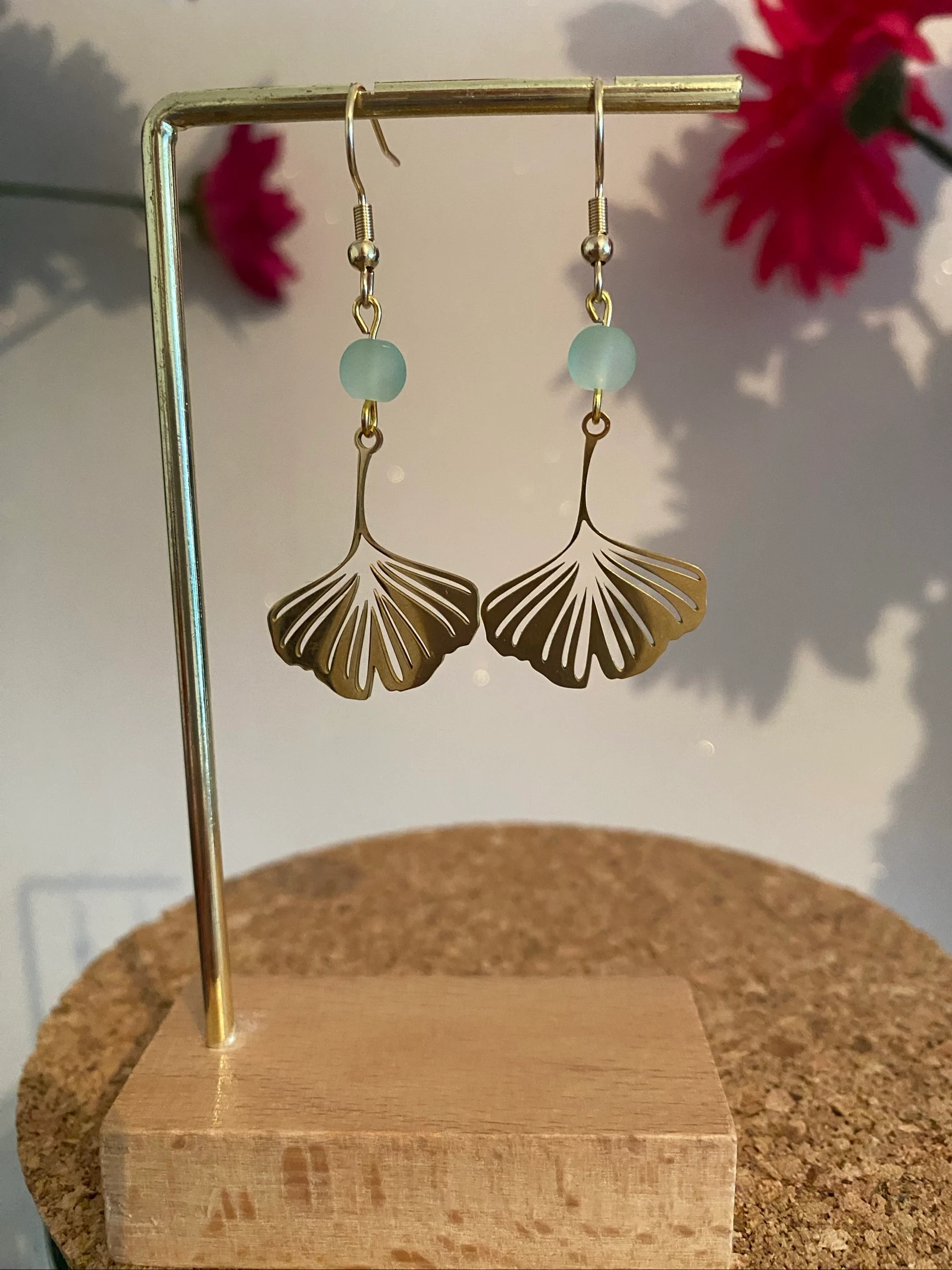 Brincos de orelha pequena Gingko efeito espelho dourado – photo 2